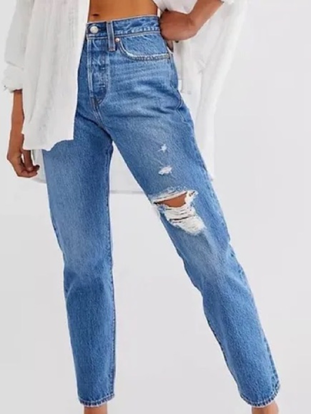 Levi’s 30 Wedgie Button Fly High-Rise Distressed Women’s Blue Jeans - Picture 2 of 5